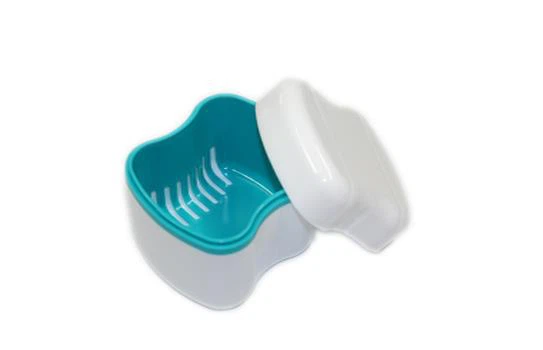 קופסא עם מסננת לחיטוי תותבות / סדים PROMISEE